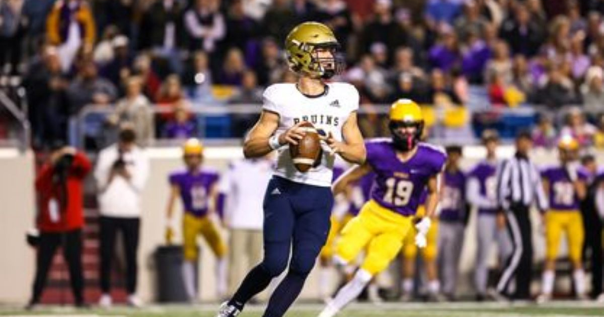 Teaching QB`s defender read concepts